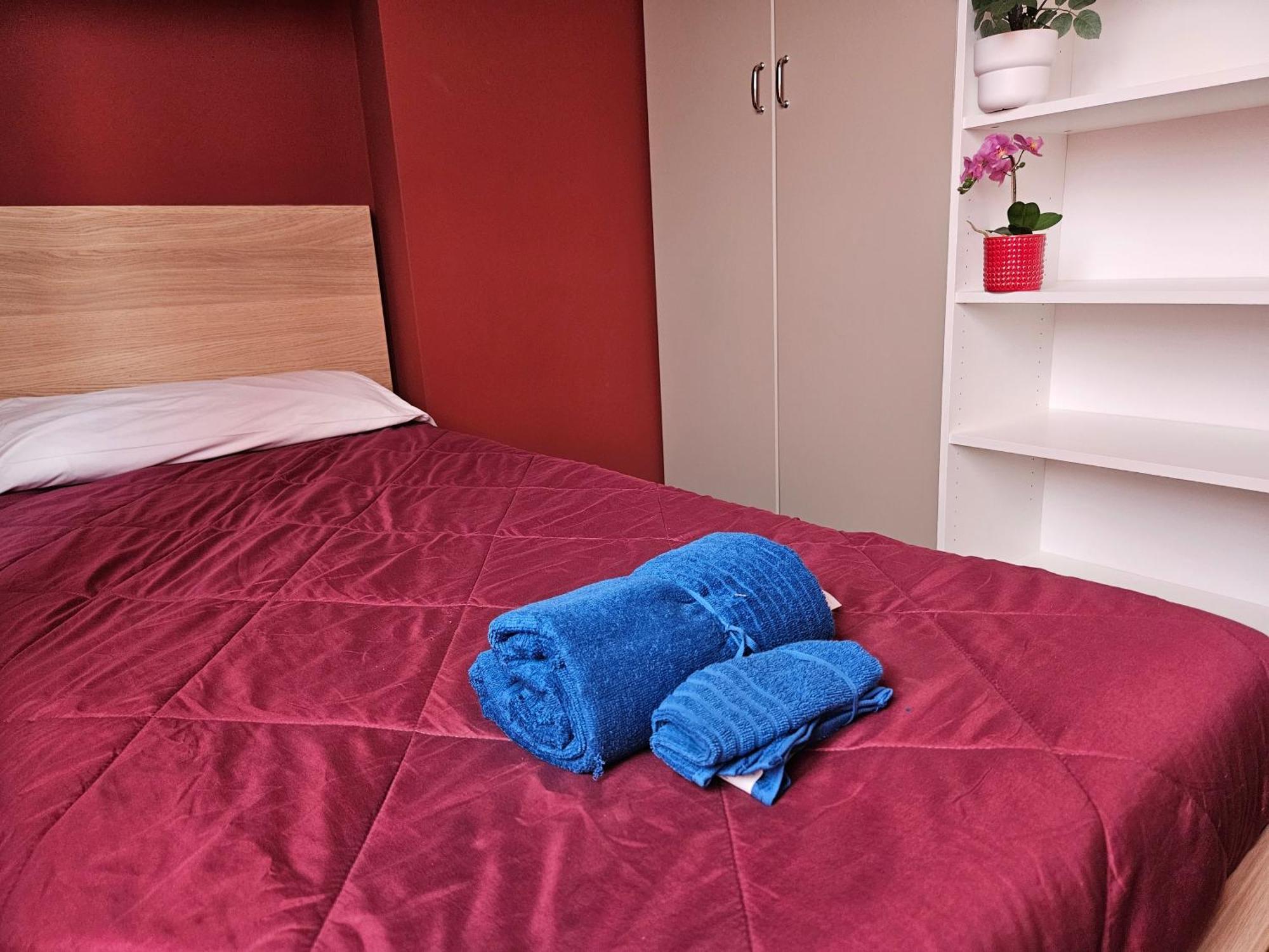 Guesthouse - Metro M1 Sesto Rondo Сесто Сан Джовани Екстериор снимка